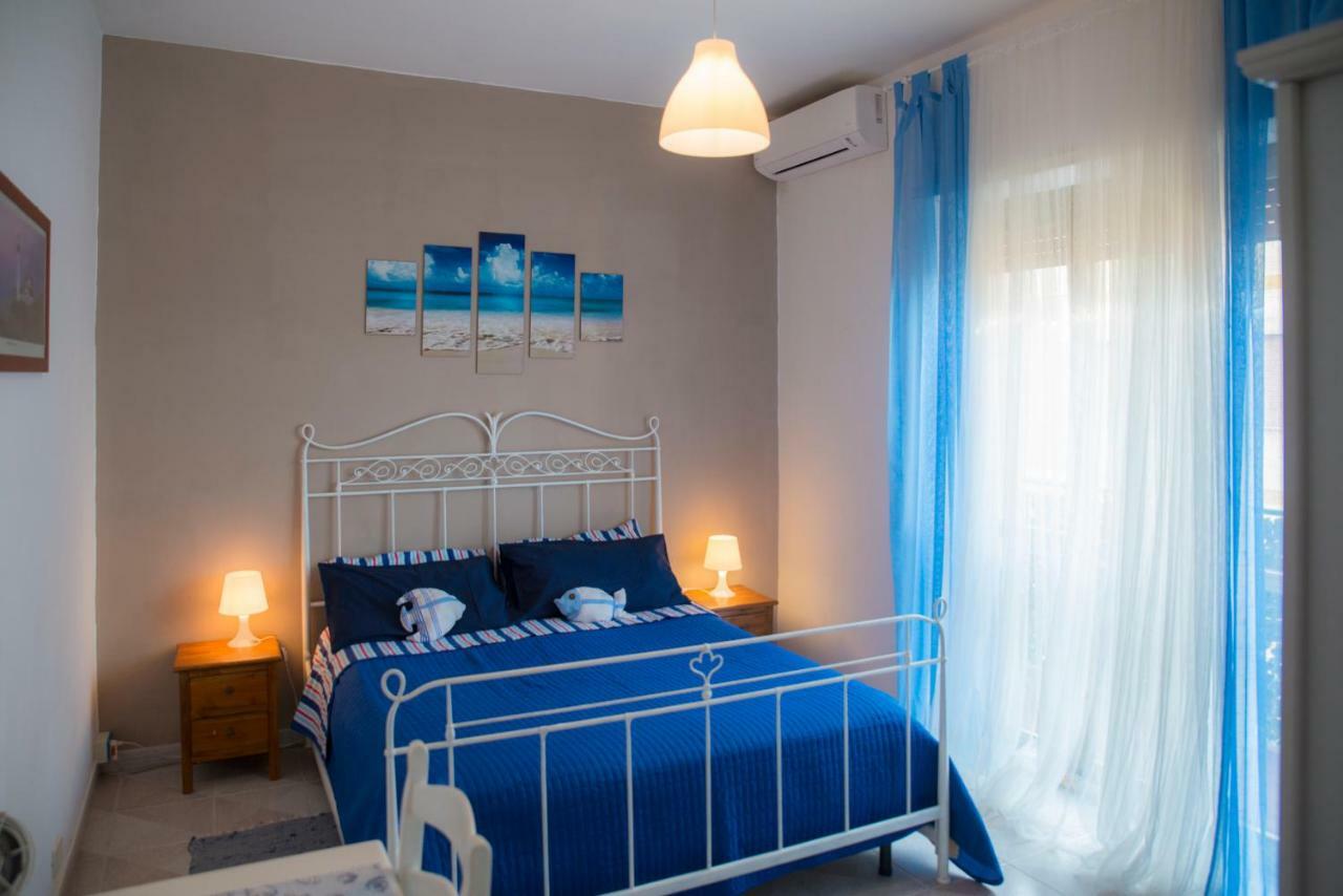 B&B Calypso ลิโด ดิ ออสเตีย ภายนอก รูปภาพ