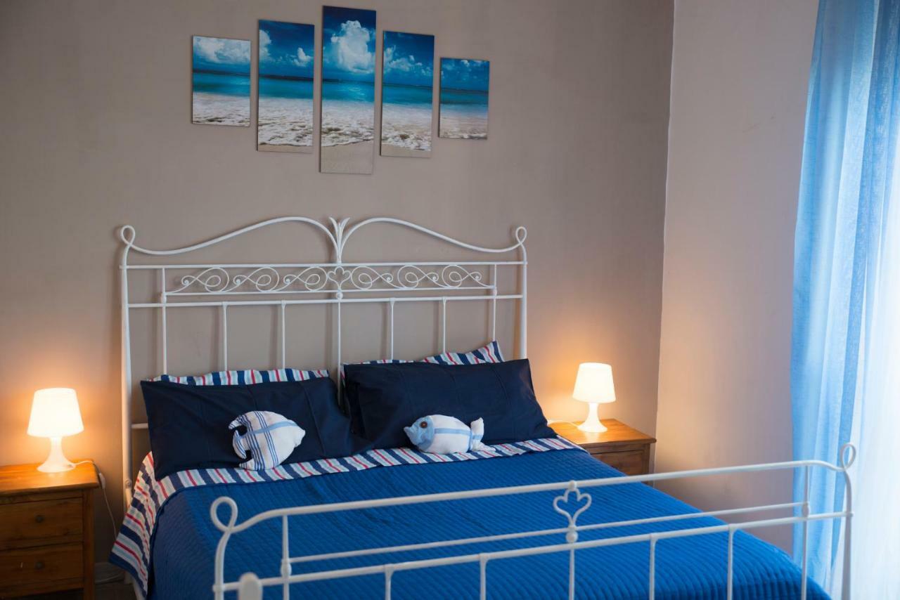 B&B Calypso ลิโด ดิ ออสเตีย ภายนอก รูปภาพ